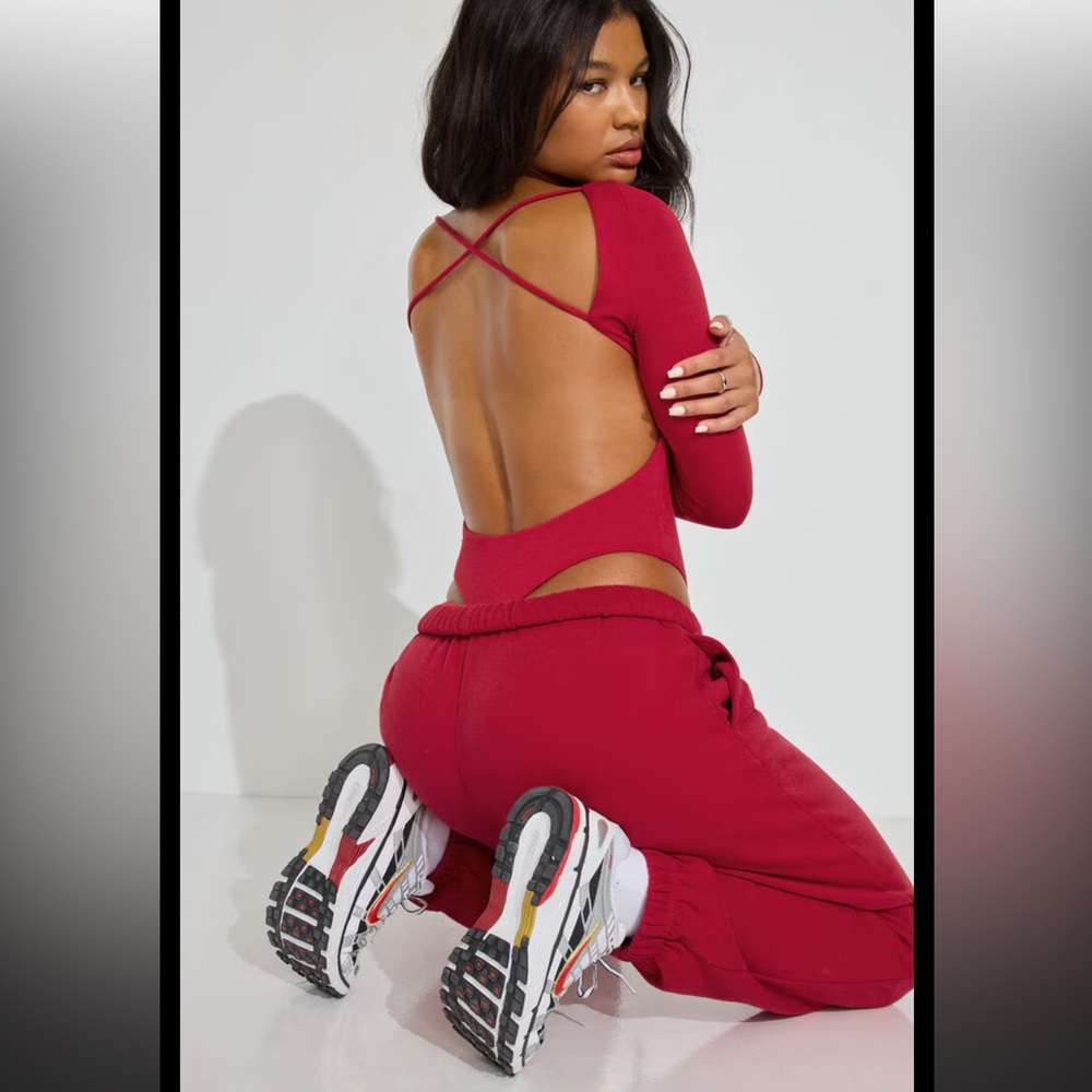 Garage Smooth Cross Back Bodysuit Jester Red Size Small NWT - Picture 4 of 6